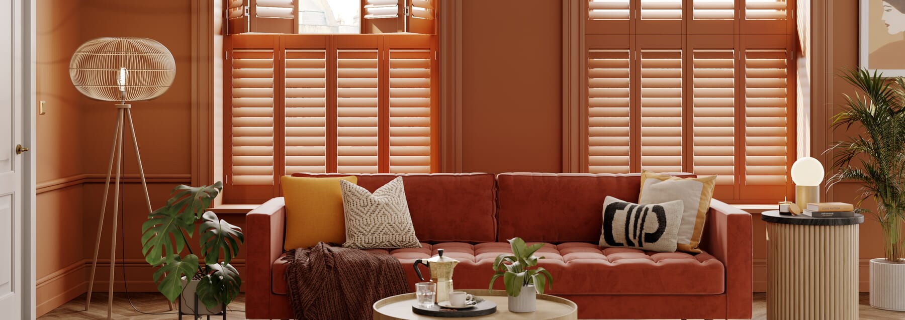 Shutters in a rich autumnal shade. Image source: @shutterlyfabulous